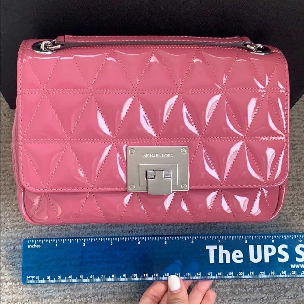 NWT Michael Kors Medium Tulip 🌷 Pink purse 👛 MK